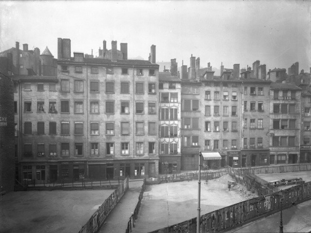 Les Fines Gueules Rue Lainerie : Photo avant la construction de l'école Gerson